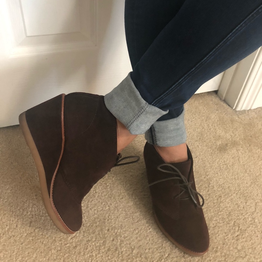 Coach - Picture 3 of 8